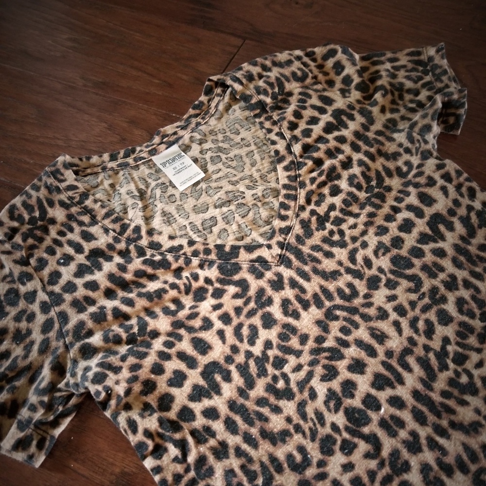 Cheetah Print V-Neck T-Shirt